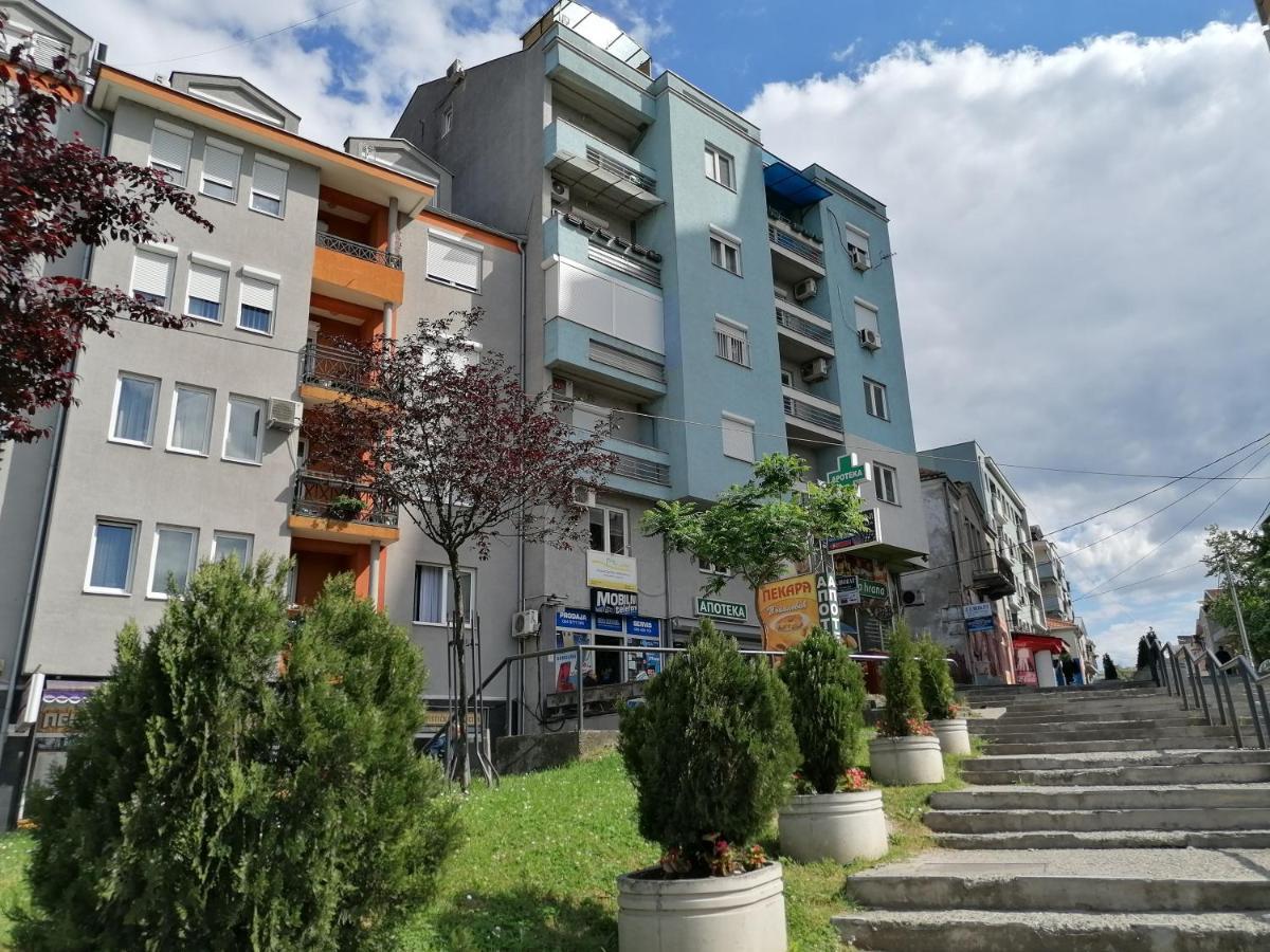 Apartman Breza Kruševac Eksteriør billede